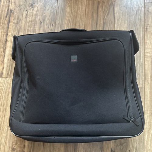 Tripp hanging suit carrier - tripp,