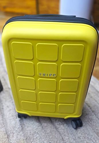 Tripp holiday cabin yellow - tripp,